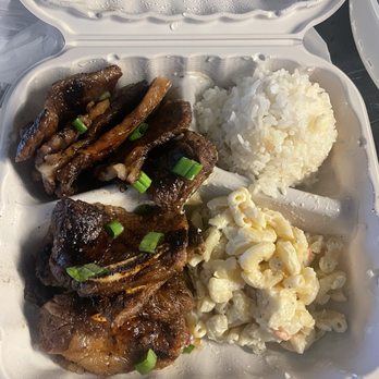 Grind Wit Tryz - $30 for this kalbi plate... very disappointed - Filipino Near Me - Portland, Oregon