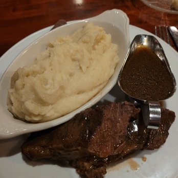 The Boathouse - Beef short ribs with mashed potatoes - New American Near Me - Hawley, Pennsylvania The Boathouse - Beef short ribs with mashed potatoes - New American Near Me - Hawley, Pennsylvania