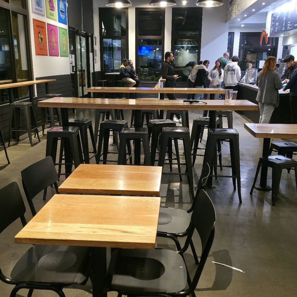 Super Duper Burgers - Burgers Near Me - Concord, California