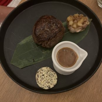 Kimpton Seafire Resort Plus Spa - Steak - Resorts Near Me - Grand Cayman, Virgin Islands Kimpton Seafire Resort Plus Spa - Steak - Resorts Near Me - Grand Cayman, Virgin Islands