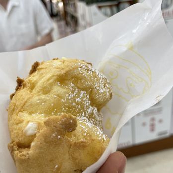 Beard Papa's - Desserts Near Me - Lynnwood, Washington Beard Papa's - Desserts Near Me - Lynnwood, Washington