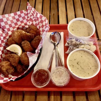 Claws - Clam chowder and fried scallops - Seafood Near Me - Rockland, Maine Claws - Clam chowder and fried scallops - Seafood Near Me - Rockland, Maine