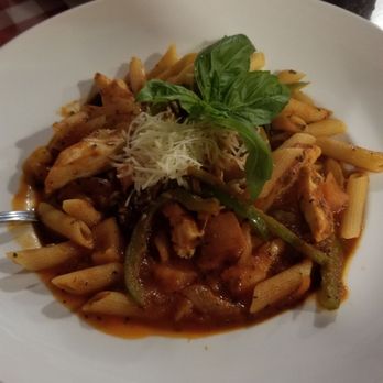 Auntie Pasto's - chicken cacciatore - Italian Near Me - Honolulu, Hawaii