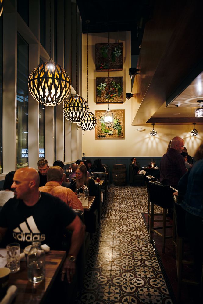 Caló Kitchen + Tequila - El Segundo