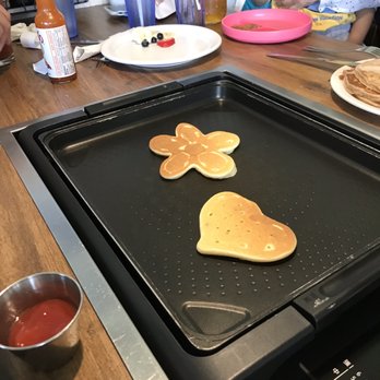 Slappy Cakes - Breakfast & Brunch Near Me - Lahaina, Hawaii