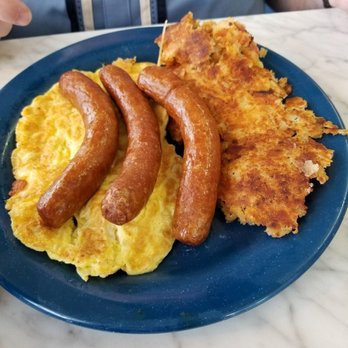 Mineola Diner - Diners Near Me - Mineola, New York