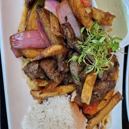 Lomo Saltado