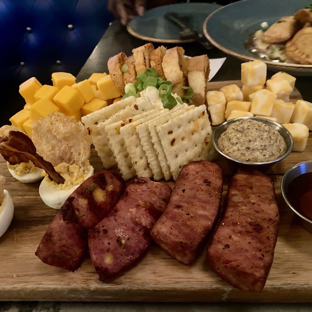 State Fare Kitchen & Bar - Southern Farm Board Dinner - New American Near Me - Houston, Texas State Fare Kitchen & Bar - Southern Farm Board Dinner - New American Near Me - Houston, Texas