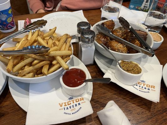 The Victor Tavern - 6th & Lenora by null