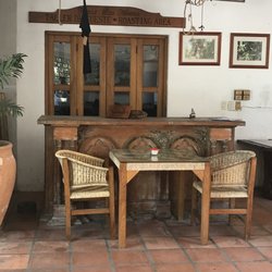 Café Cafetal - Inside the coffee shop..