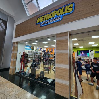 Metropolis International - Comic Books Near Me - Doral, Florida