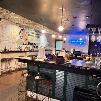 Buttermilk & Bourbon - Southern Near Me - Boston, Massachusetts