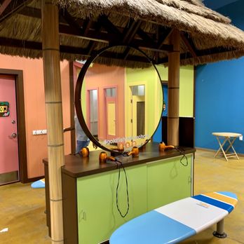 Goldfish Swim School - Swimming Lessons/Schools Near Me - Farmingdale, New York Goldfish Swim School - Swimming Lessons/Schools Near Me - Farmingdale, New York