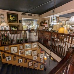 Brody's Lamps & Lamp Shades
