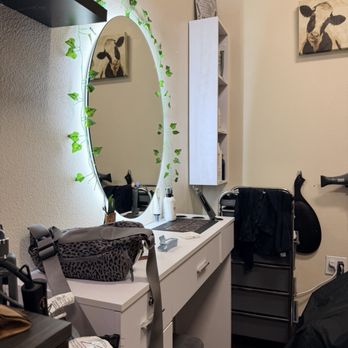 Phenix Salon Suites La Mirada - Hair Salons Near Me - La Mirada, California Phenix Salon Suites La Mirada - Hair Salons Near Me - La Mirada, California