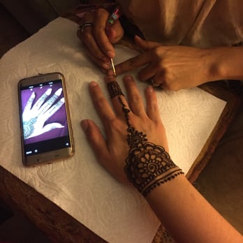 Henna Designs - Henna Artists Near Me