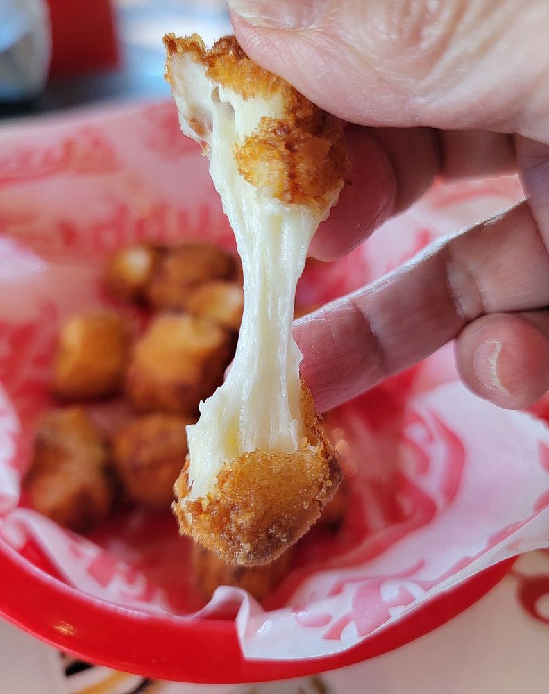 Freddy's Frozen Custard & Steakburgers