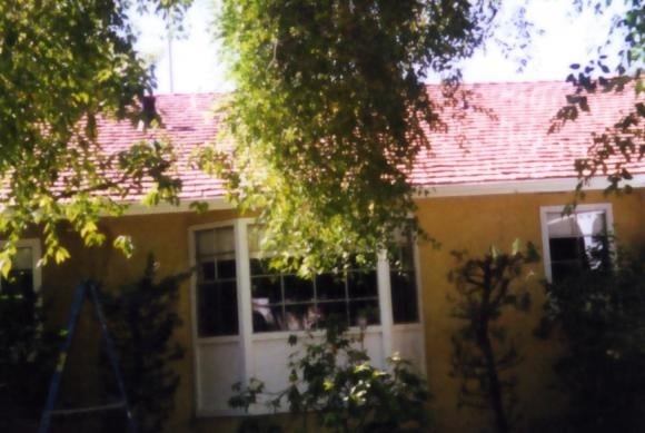 Slide of Araujo's Roofing