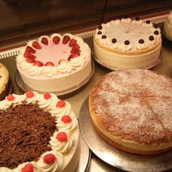 Hotel Garni Cafe Knebel - Kuchen & Tortenbuffet