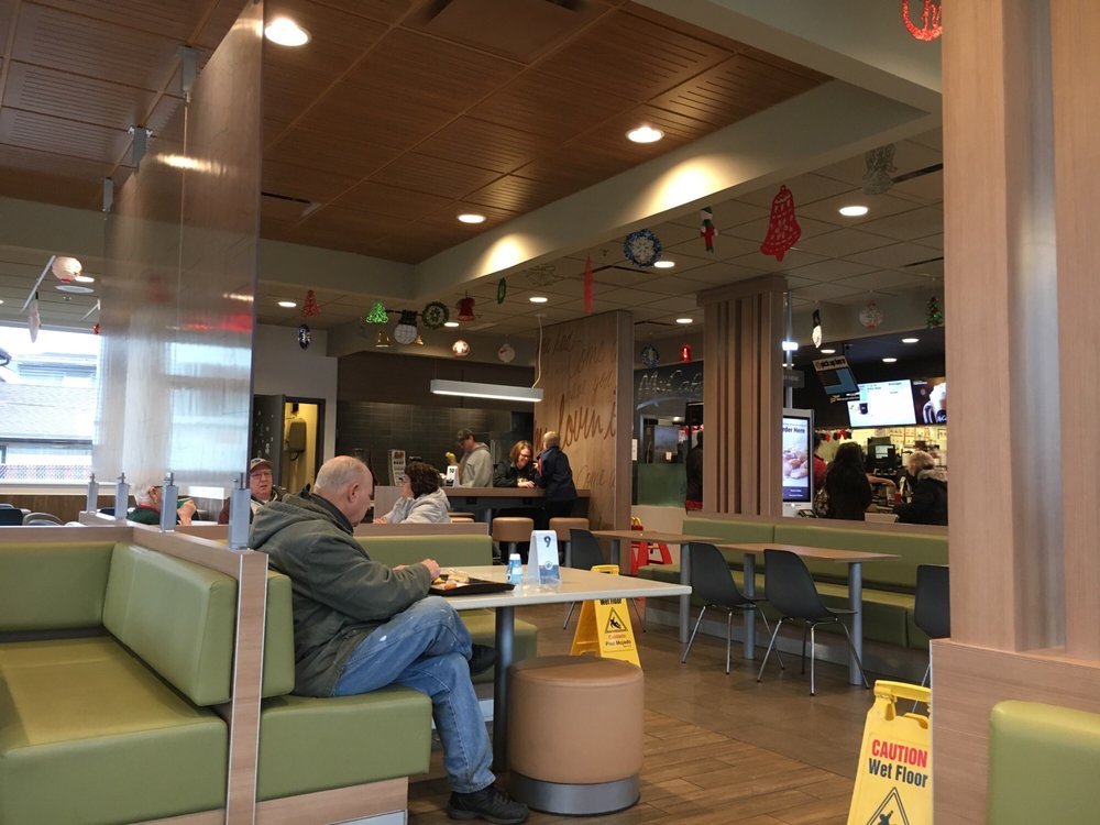 MCDONALD’S Updated September 2024 12 Reviews 418 W Main St