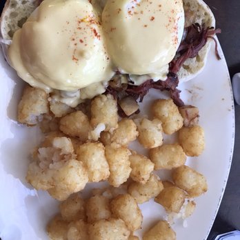 Syrup Cherry Creek - American Near Me - Denver, Colorado Syrup Cherry Creek - American Near Me - Denver, Colorado