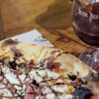 Firestone Walker Brewing- Buellton - Fig and Pig with Dads Bod Ale - Brewpubs Near Me - Buellton, California
