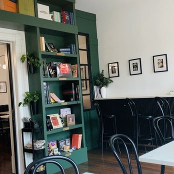 Bisou - Bookshelf and seating - Coffee & Tea Near Me - Kansas City, Missouri Bisou - Bookshelf and seating - Coffee & Tea Near Me - Kansas City, Missouri
