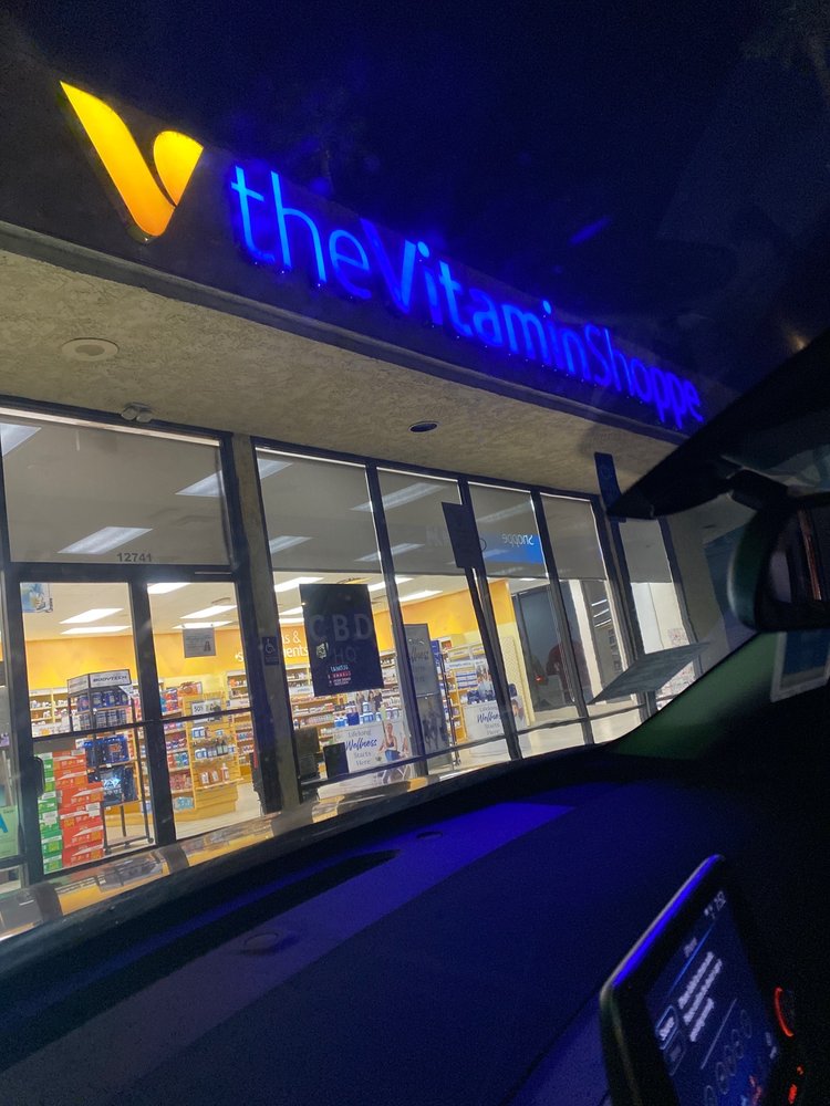 THE VITAMIN SHOPPE 14 Photos & 38 Reviews 12741 Ventura Blvd, Studio City, California