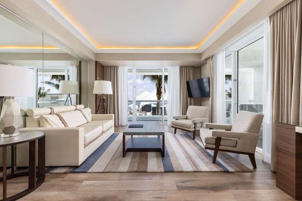 Conrad Fort Lauderdale Beach by null