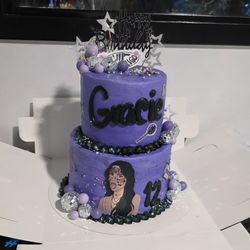 Bella's Custom Cakes - My 12 year old daughter's cake.