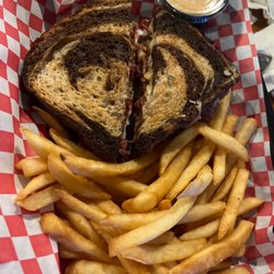The Pier Bar & Grill - Reuben