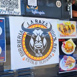 Birrieria La Raza - Another happy customer