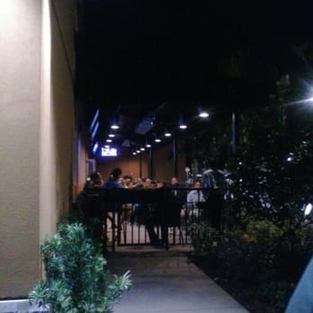Buffalo Wild Wings - American Near Me - Wellington, Florida