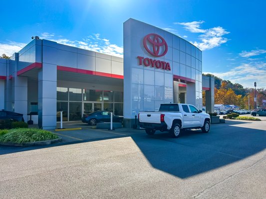 VICTORY TOYOTA BARBOURSVILLE - Updated December 2025 - 21 Photos & 19 ...