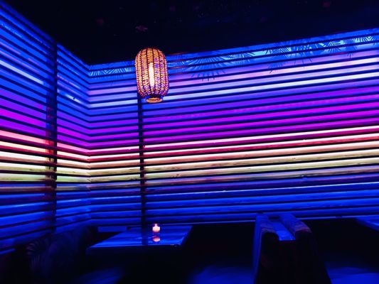 R&R Bar by null