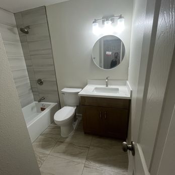 JM Construction - Guest bathroom - General Contractors Near Me - Campbell, California JM Construction - Guest bathroom - General Contractors Near Me - Campbell, California