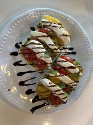 PIK-NIK Deli + Wine Bar by null