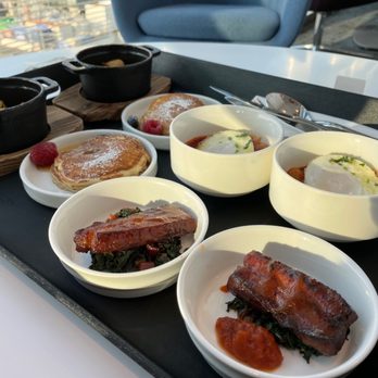 The Centurion Lounge - Airport Lounges Near Me - Jamaica, New York
