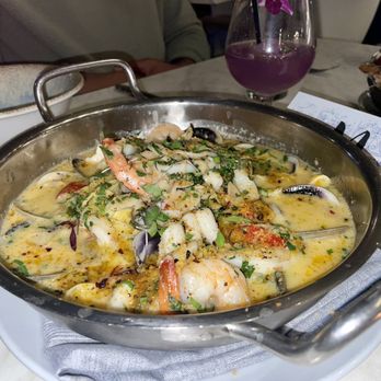 La Vie - Seafood Tagliatella - Cocktail Bars Near Me - Washington, DC, District of Columbia