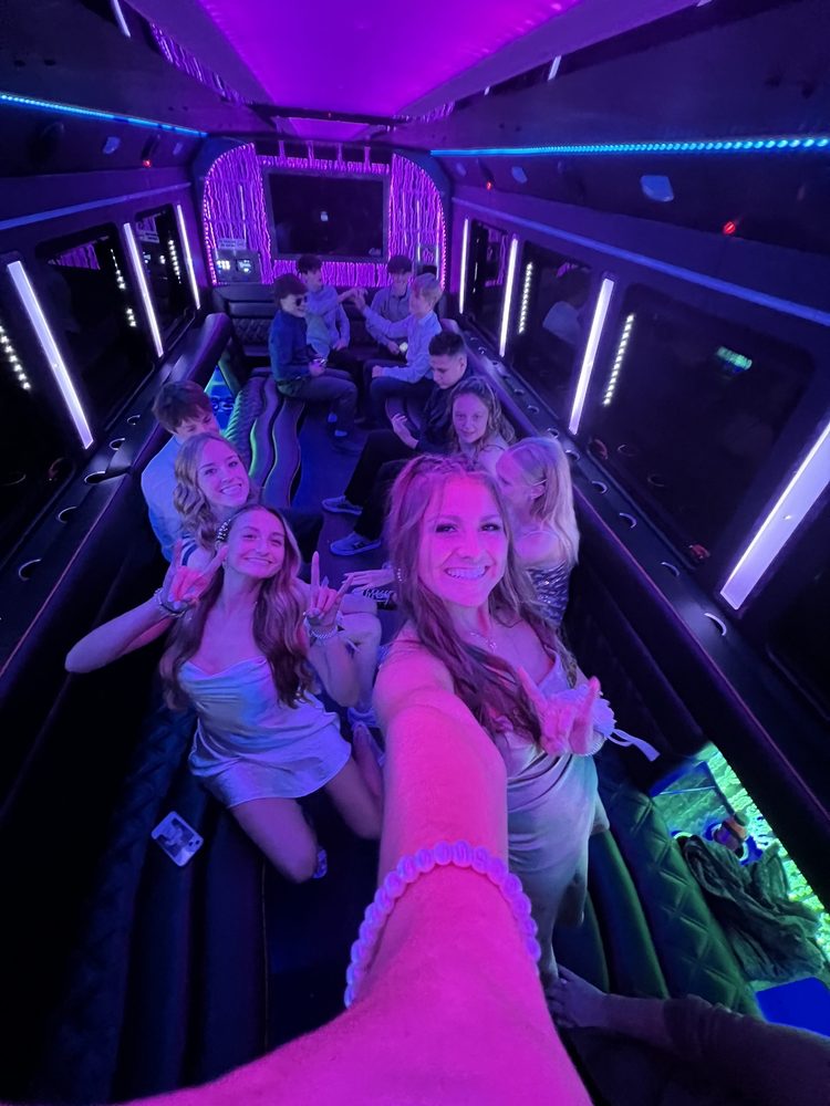 Wright Party Bus & Limo