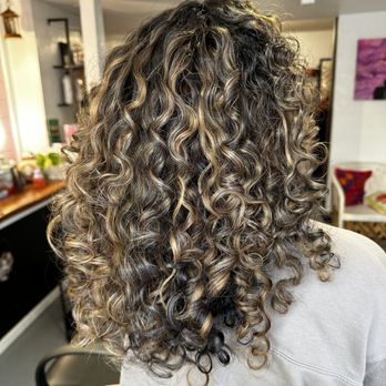 The Curl Lounge - Hair Salons Near Me - Sacramento, California The Curl Lounge - Hair Salons Near Me - Sacramento, California