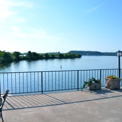 Horseshoe Bay Living
