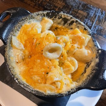 5Church Midtown - Mac and cheese - oily and disappointing - New American Near Me - Atlanta, Georgia 5Church Midtown - Mac and cheese - oily and disappointing - New American Near Me - Atlanta, Georgia