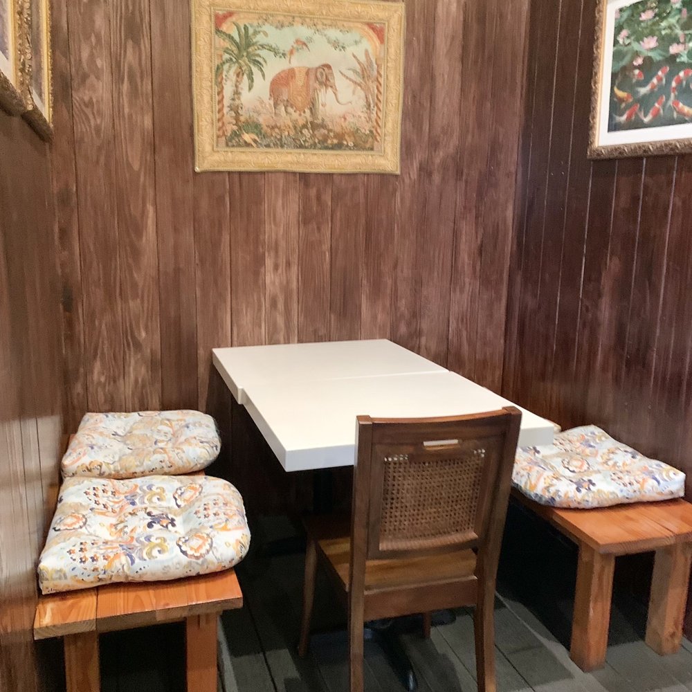 Red Elephant - Private booths available - Thai Near Me - Honolulu, Hawaii Red Elephant - Private booths available - Thai Near Me - Honolulu, Hawaii