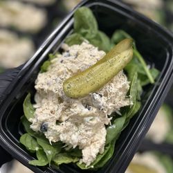 Meal Prep Mama - Chicken & Egg Salad