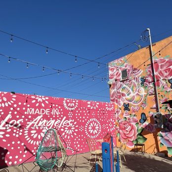 Azucanela - Outdoor seating area - Coffee & Tea Near Me - Hawthorne, California