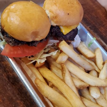 Burger Bench - Kids meal sliders - American Near Me - Escondido, California