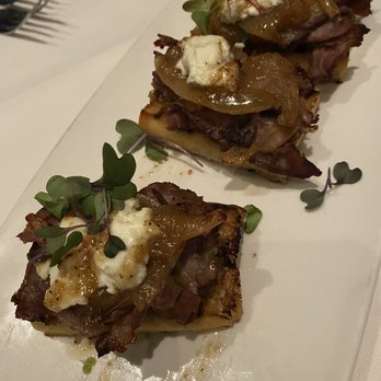 Chart House - Shaved Ny Strip | Grilled Baguette Caramelized Onions | Fig Preserves Goat Cheese | Warm Bacon Vinaigrette - Seafood Near Me - Alexandria, Virginia