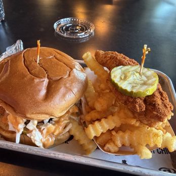 Houston TX Hot Chicken - Sandwich Sandwich & Tender - Chicken Shop Near Me - Farmington, Utah Houston TX Hot Chicken - Sandwich Sandwich & Tender - Chicken Shop Near Me - Farmington, Utah