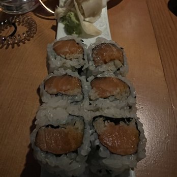 Sapps - Spicy Crunchy Spicy Salmon Roll - Japanese Near Me - Long Island City, New York Sapps - Spicy Crunchy Spicy Salmon Roll - Japanese Near Me - Long Island City, New York